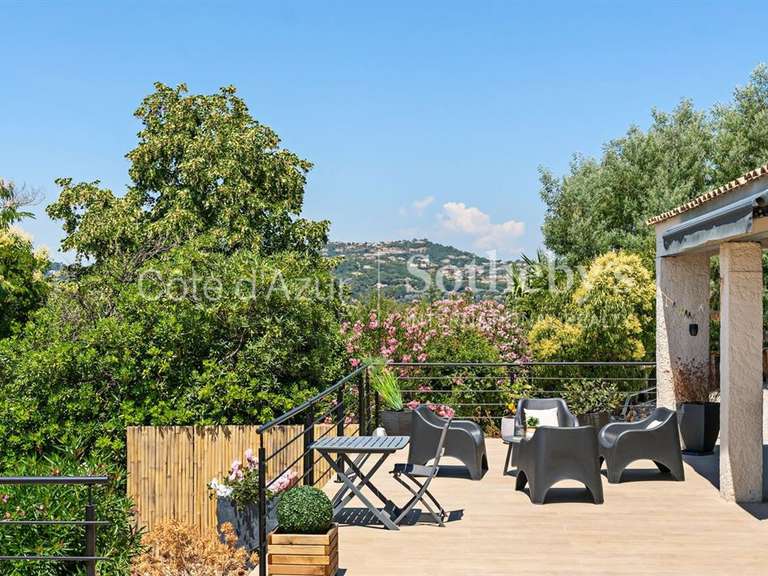 House Les Adrets-de-l'Estérel - 4 bedrooms - 150m²