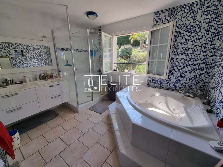 Maison Les Adrets-de-l'Estérel - 4 chambres - 325m²