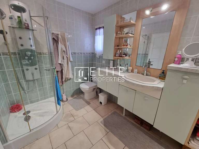 House Les Adrets-de-l'Estérel - 4 bedrooms - 325m²