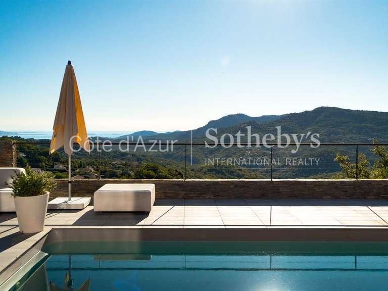 House with Sea view Les Adrets-de-l'Estérel - 2 bedrooms - 170m²