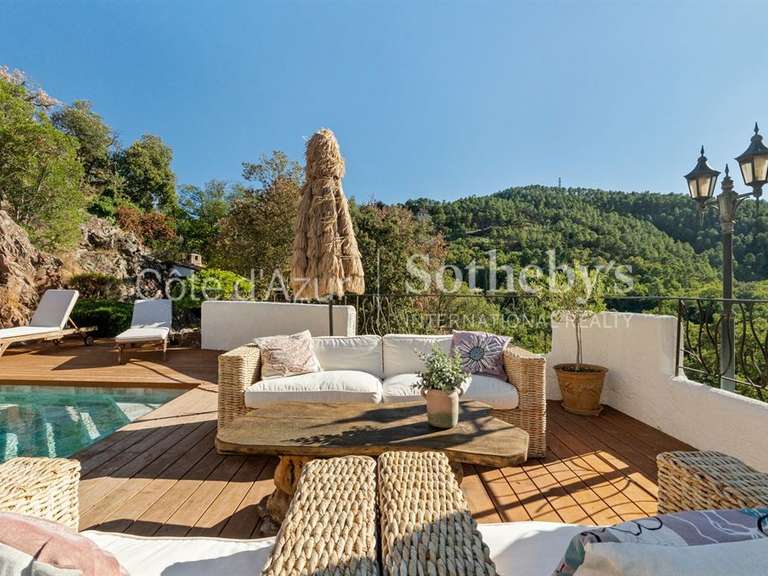 House Les Adrets-de-l'Estérel - 5 bedrooms - 190m²