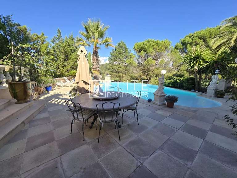 Maison Les Adrets-de-l'Estérel - 3 chambres - 205m²