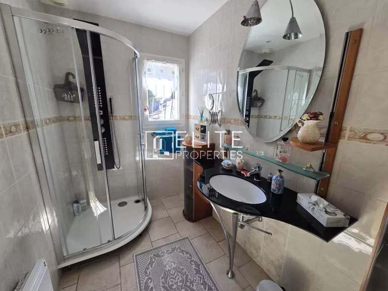 Maison Les Adrets-de-l'Estérel - 3 chambres - 205m²