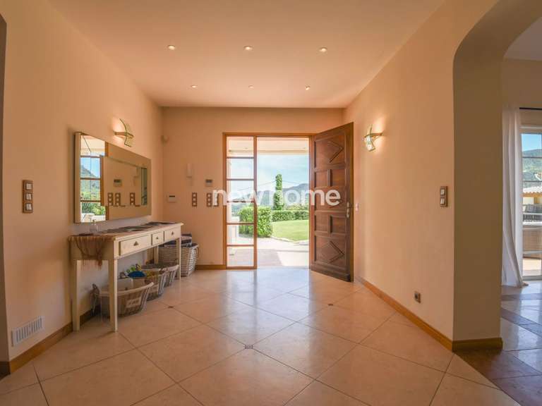 Propriété avec Vue sur mer Les Adrets-de-l'Estérel - 8 chambres - 370m²