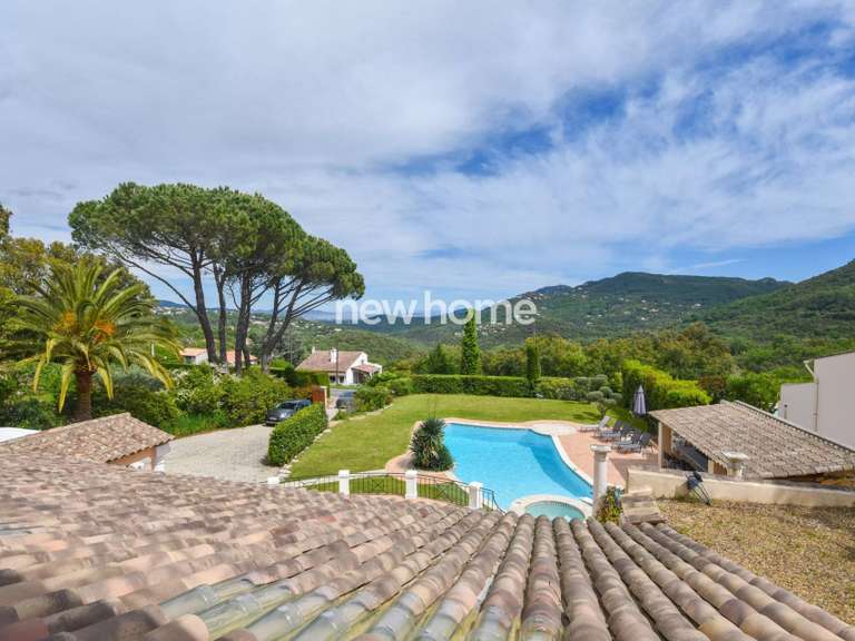 Propriété avec Vue sur mer Les Adrets-de-l'Estérel - 8 chambres - 370m²