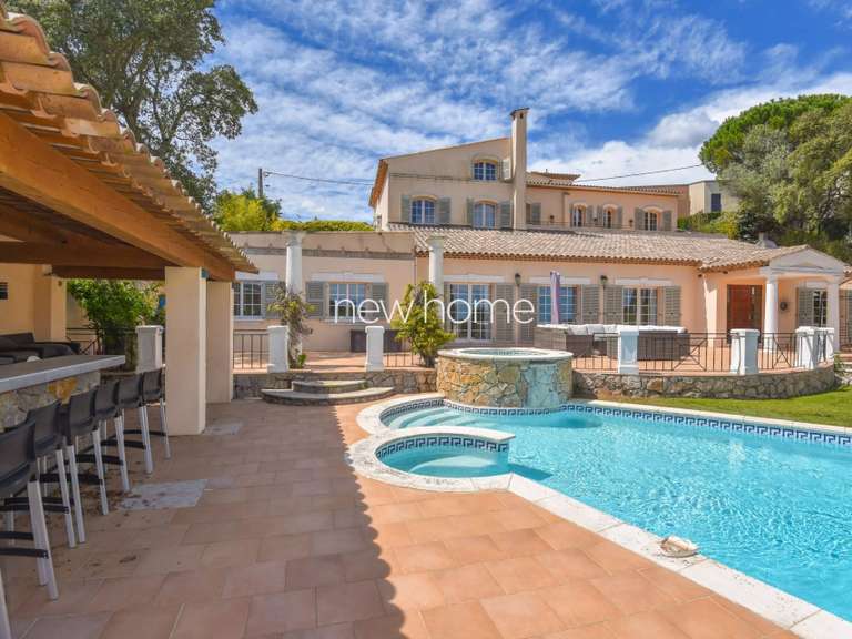 Propriété avec Vue sur mer Les Adrets-de-l'Estérel - 8 chambres - 370m²