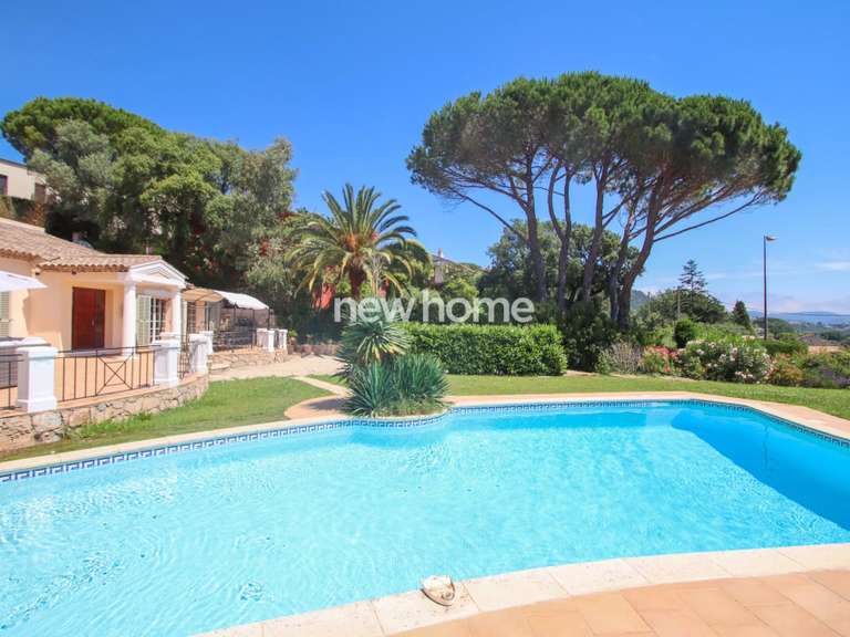 Propriété avec Vue sur mer Les Adrets-de-l'Estérel - 8 chambres - 370m²