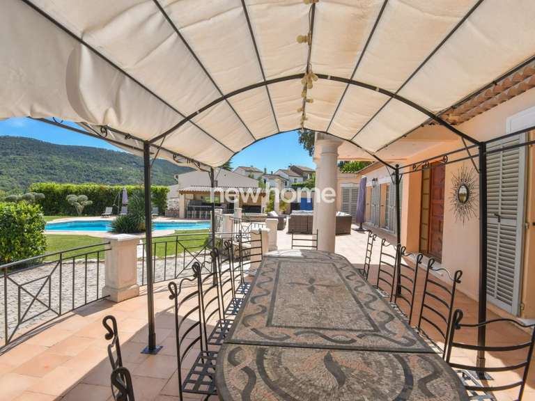 Propriété avec Vue sur mer Les Adrets-de-l'Estérel - 8 chambres - 370m²