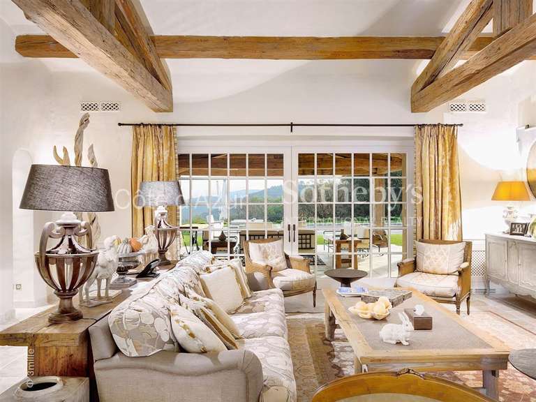 Propriété avec Vue sur mer Les Adrets-de-l'Estérel - 17 chambres - 2100m²