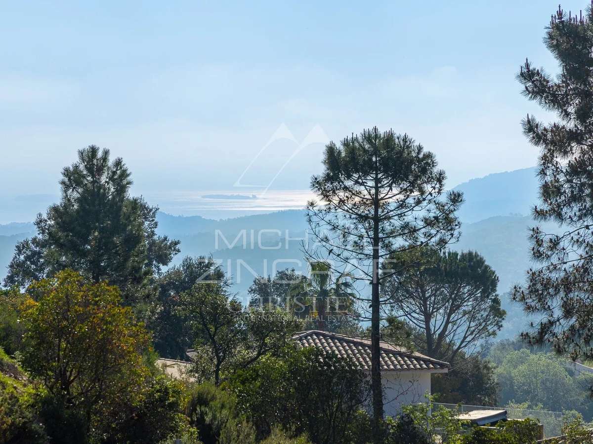 Terrain Les Adrets-de-l'Estérel