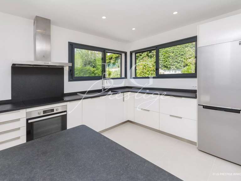 Villa with Sea view Les Adrets-de-l'Estérel - 3 bedrooms - 177m²