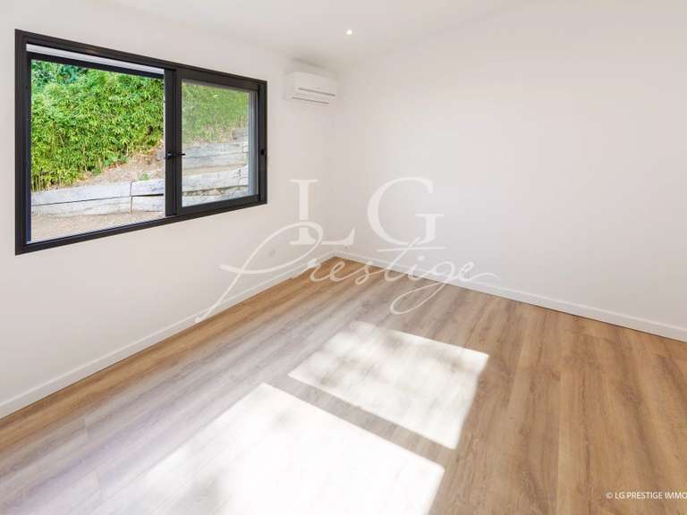 Villa with Sea view Les Adrets-de-l'Estérel - 3 bedrooms - 177m²