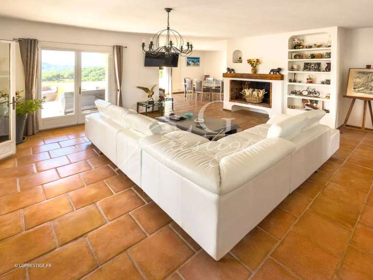 Villa Les Adrets-de-l'Estérel - 5 bedrooms - 338m²