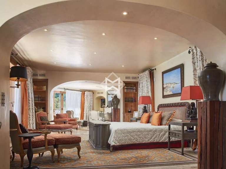 Villa Les Adrets-de-l'Estérel - 17 chambres - 2100m²