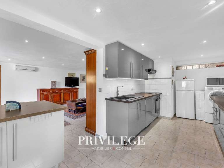 Villa Les Adrets-de-l'Estérel - 4 chambres - 237m²