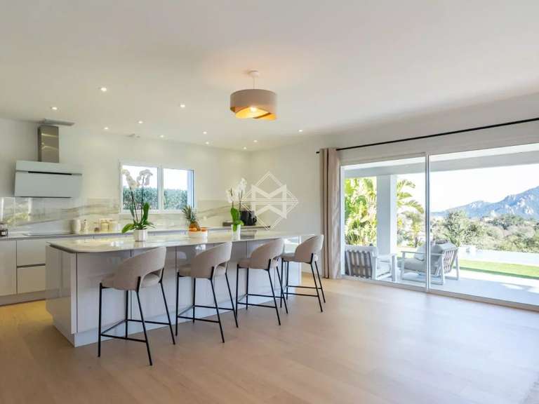 Villa Les Adrets-de-l'Estérel - 4 chambres - 237m²