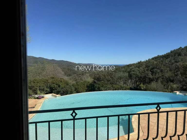 Villa Les Adrets-de-l'Estérel - 5 chambres - 230m²