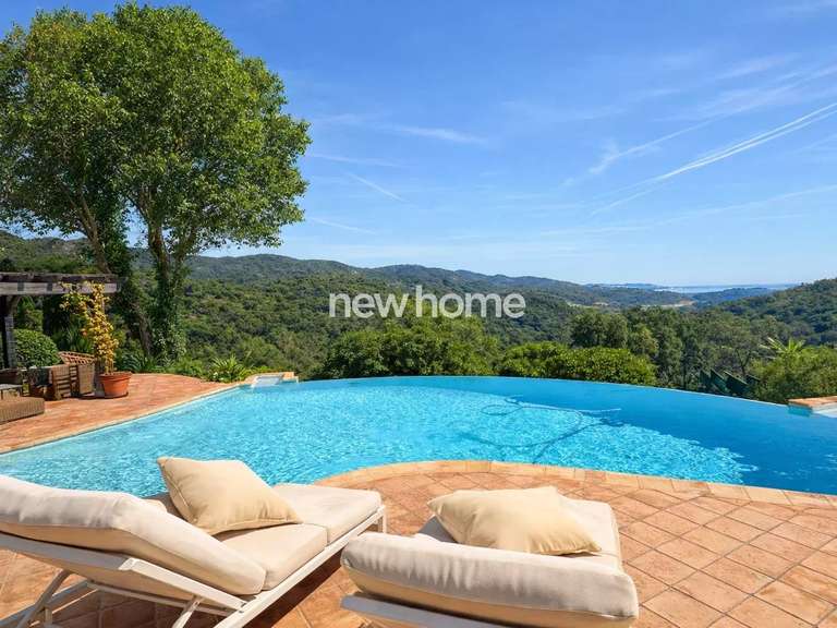 Villa Les Adrets-de-l'Estérel - 5 bedrooms - 230m²