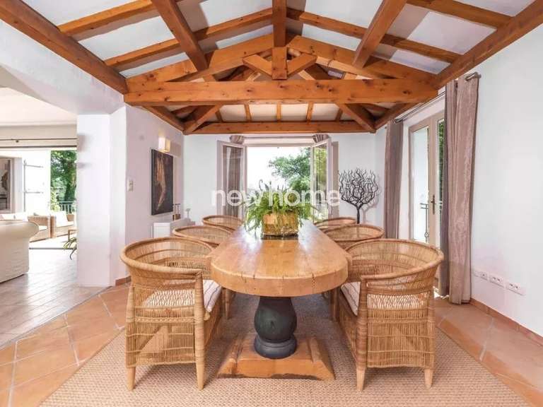 Villa Les Adrets-de-l'Estérel - 5 bedrooms - 230m²