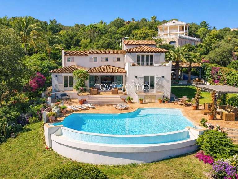 Villa Les Adrets-de-l'Estérel - 5 chambres - 230m²