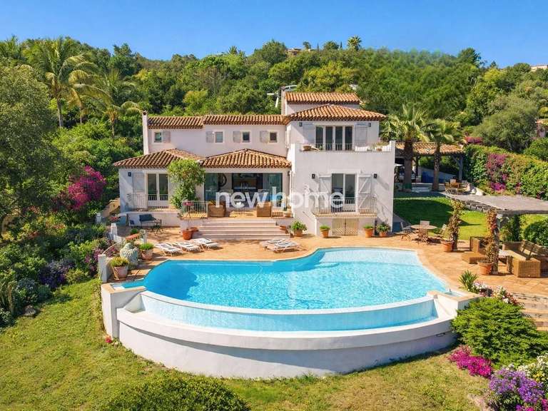 Villa Les Adrets-de-l'Estérel - 5 chambres - 230m²