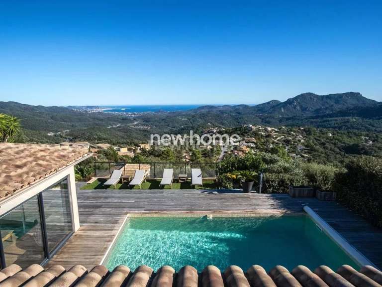 Villa Les Adrets-de-l'Estérel - 6 bedrooms - 410m²