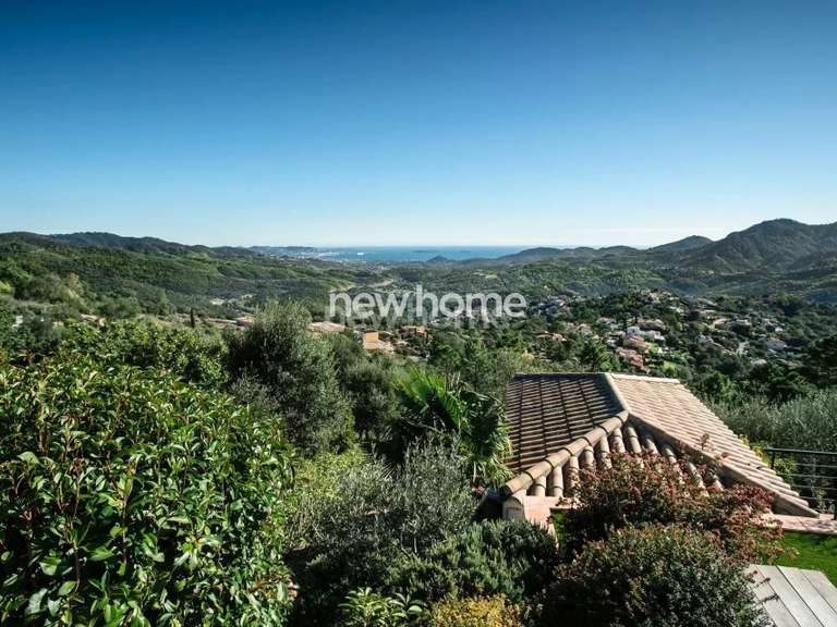 Villa Les Adrets-de-l'Estérel - 6 bedrooms - 410m²