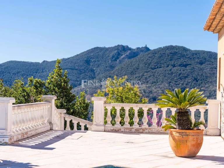 Villa avec Vue sur mer Les Adrets-de-l'Estérel - 4 chambres - 304m²