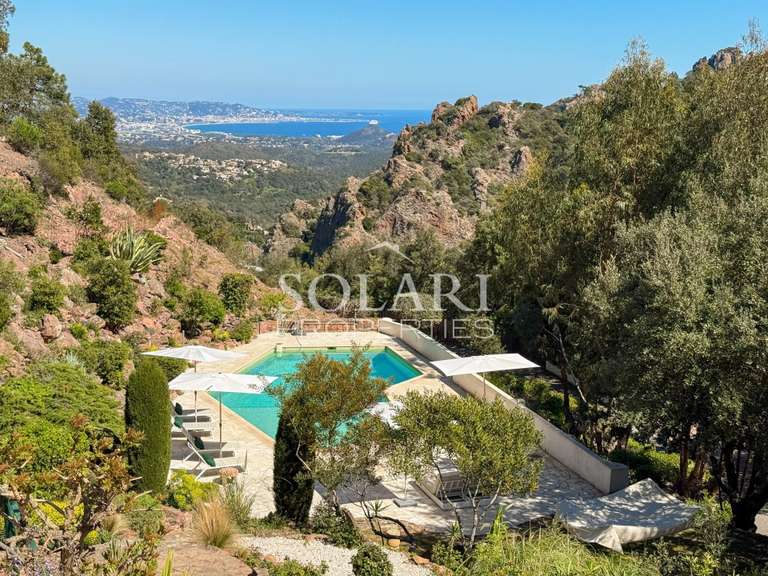 Villa avec Vue sur mer Les Adrets-de-l'Estérel - 6 chambres - 390m²
