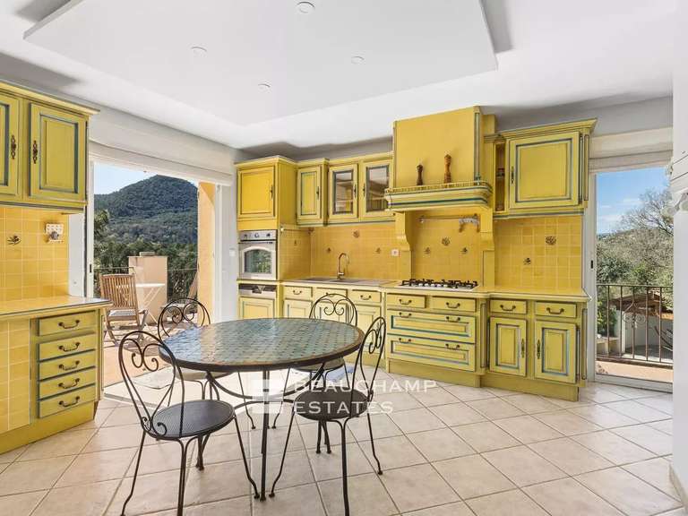 Villa Les Adrets-de-l'Estérel - 5 chambres - 328m²
