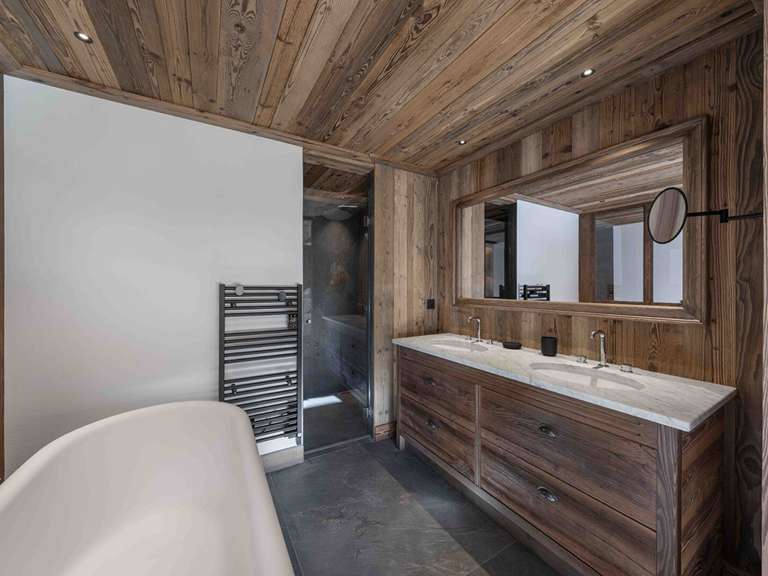 Chalet Les Allues - 6 chambres - 337m²