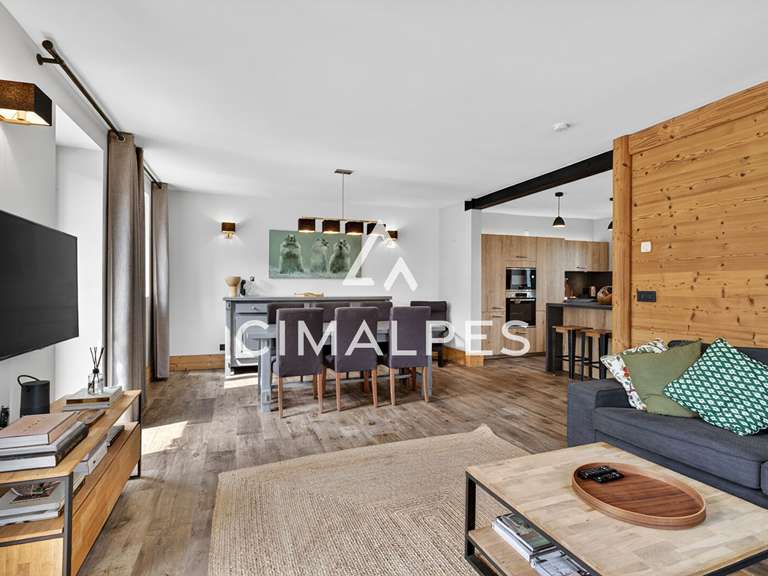 House Les Allues - 9 bedrooms - 275m²