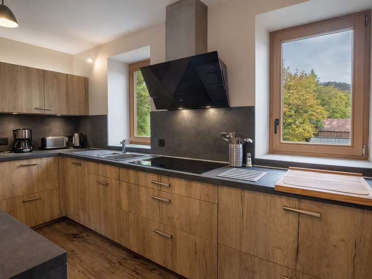 Maison Les Allues - 9 chambres - 275m²