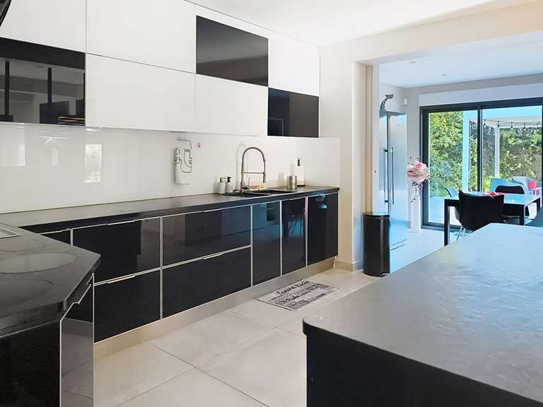 Maison Les Angles - 4 chambres - 170m²