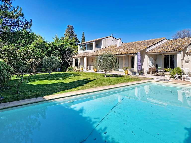 Maison Les Angles - 5 chambres - 190m²