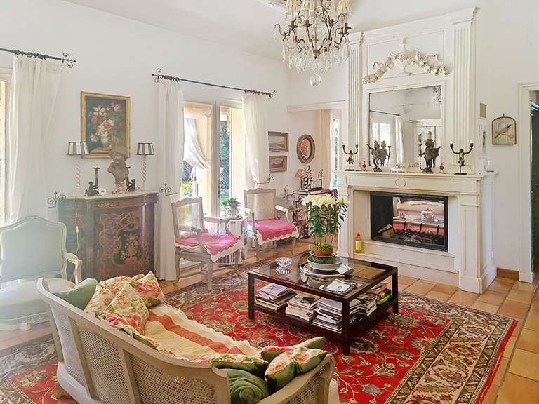 Maison Les Angles - 5 chambres - 190m²