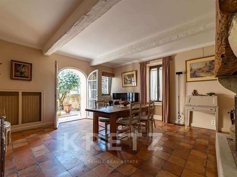 Maison Les Angles - 5 chambres - 260m²