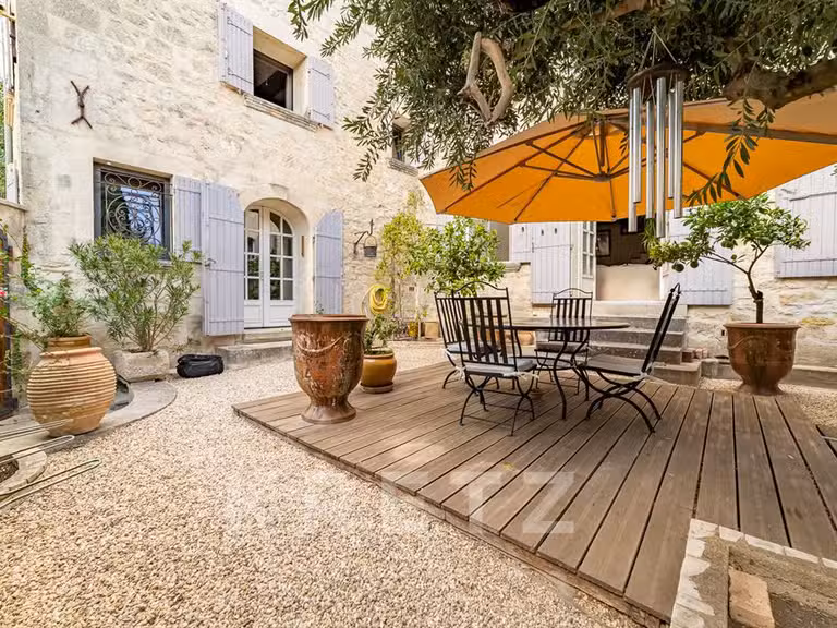 Maison Les Angles - 5 chambres - 260m²