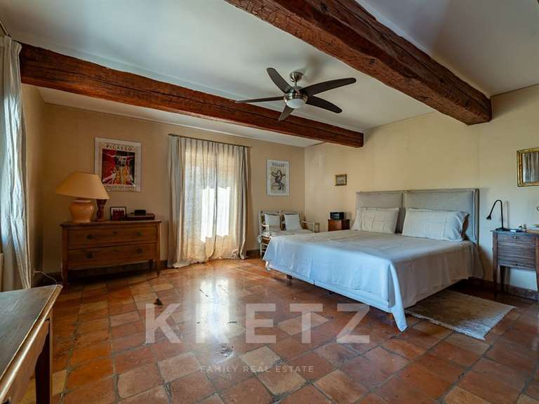 Maison Les Angles - 5 chambres - 260m²