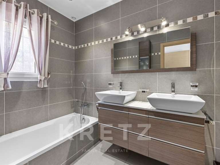 Maison Les Arcs - 4 chambres - 240m²