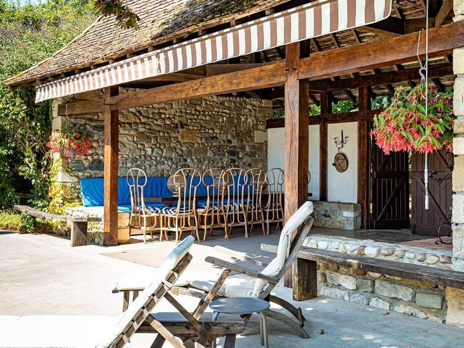 Château Les Avenières