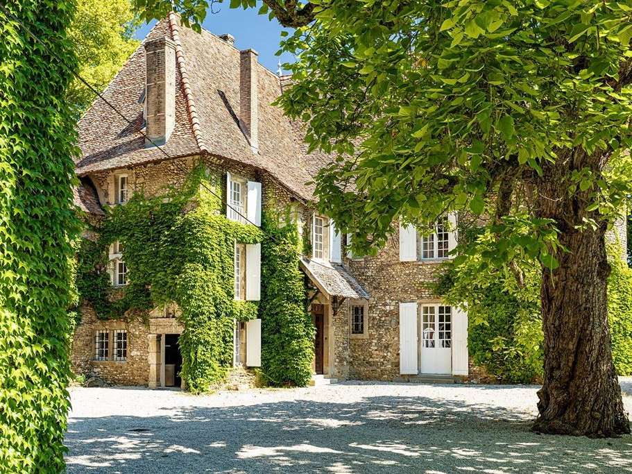 Château Les Avenières