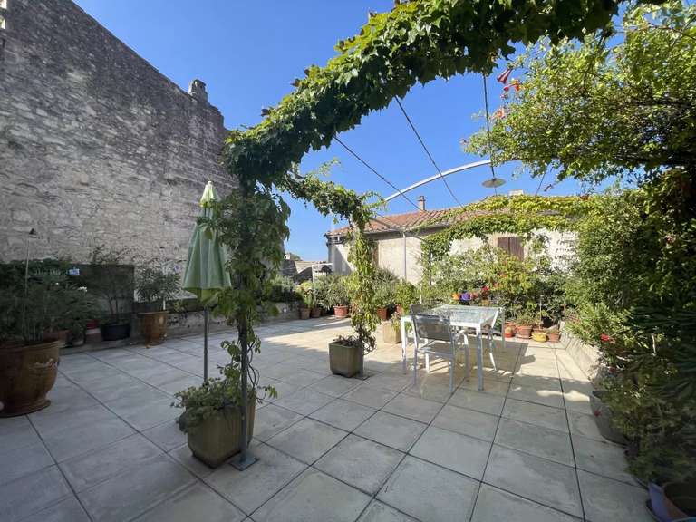 Appartement Les Baux-de-Provence - 3 chambres - 134m²