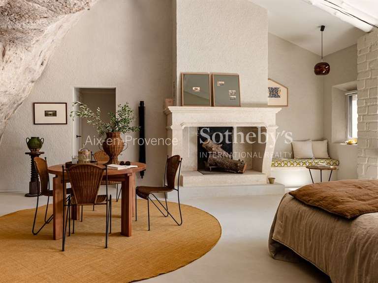 Maison Les Baux-de-Provence - 8 chambres - 650m²