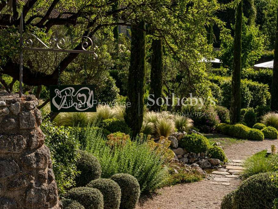 House Les Baux-de-Provence