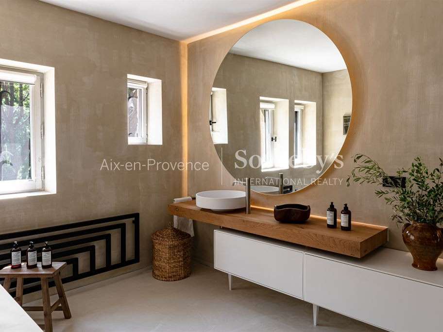 House Les Baux-de-Provence