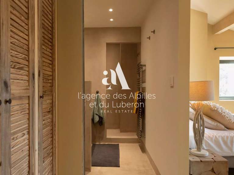 House Les Baux-de-Provence - 4 bedrooms - 2000m²