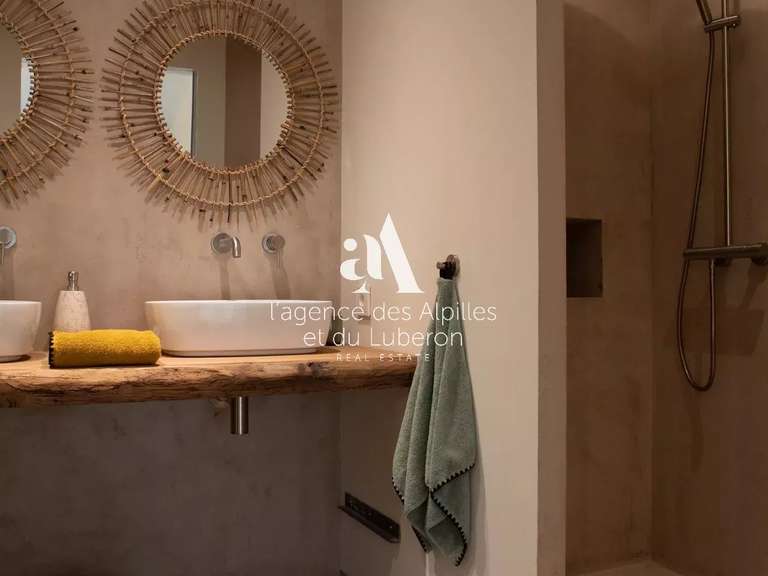 House Les Baux-de-Provence - 4 bedrooms - 2000m²