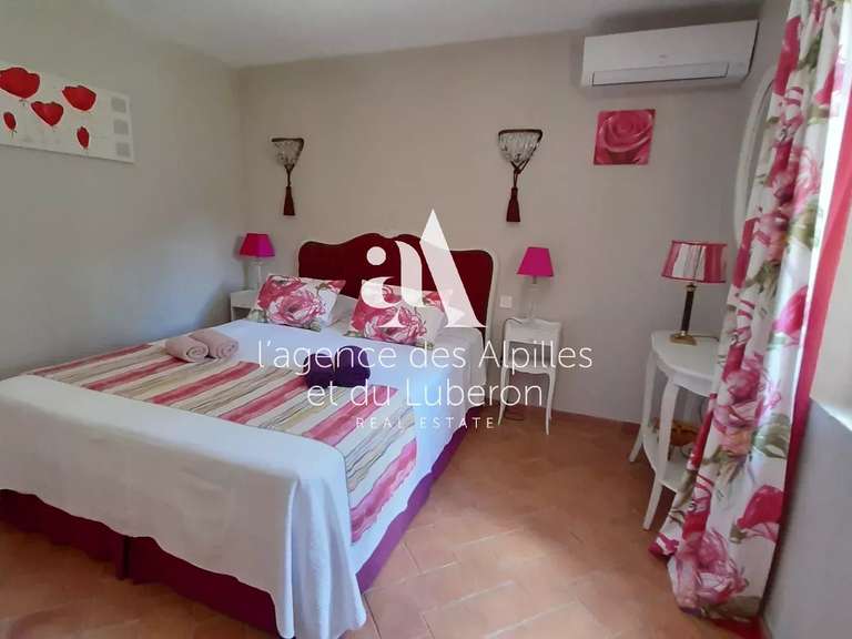 House Les Baux-de-Provence - 5 bedrooms - 400m²