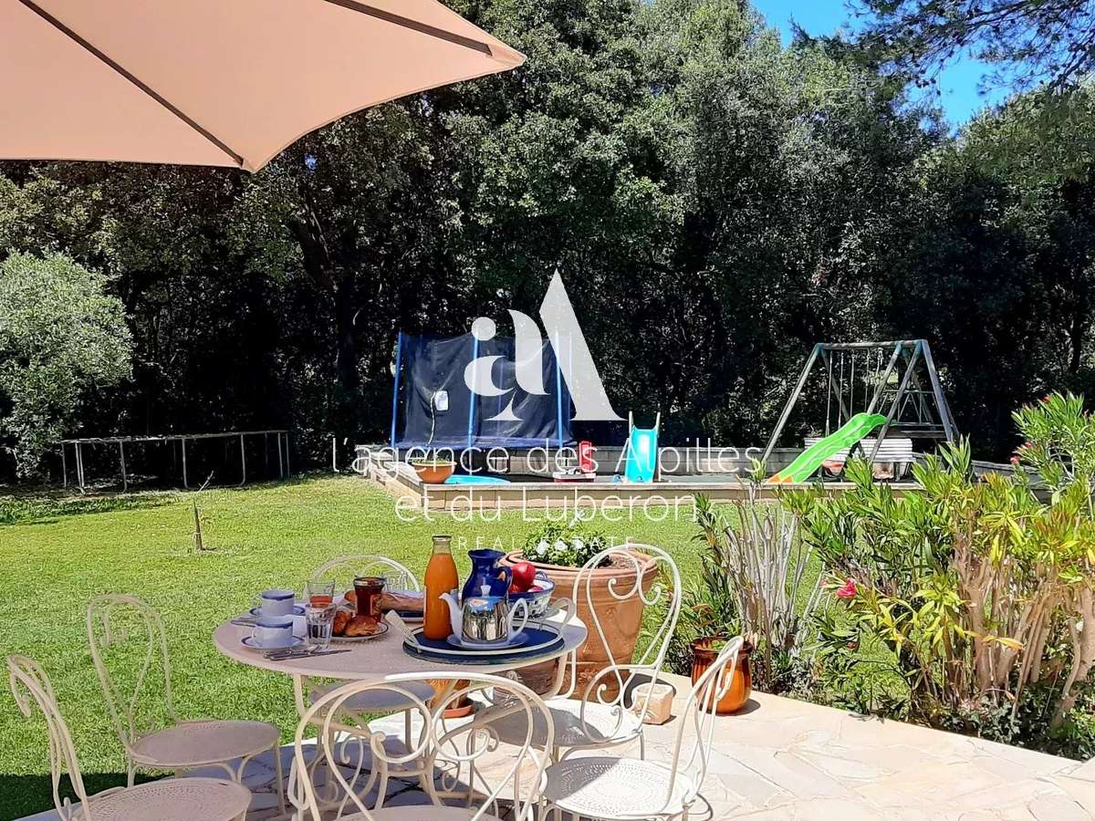 House Les Baux-de-Provence